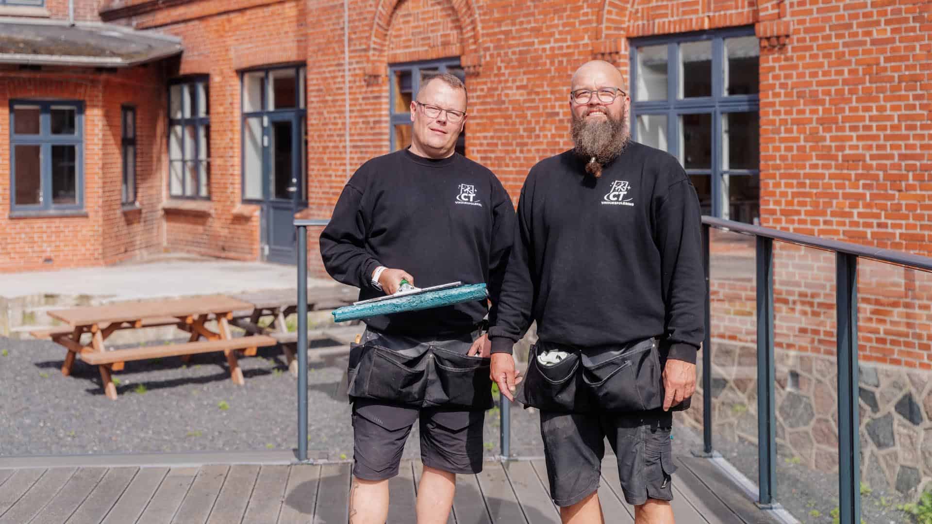 Professionel vinduespudsning på abonnement fra CT vinduespolering til erhverv og private